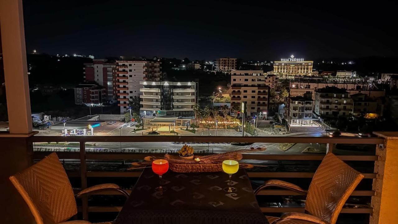 Rooftop Apartments Durrës Exteriör bild